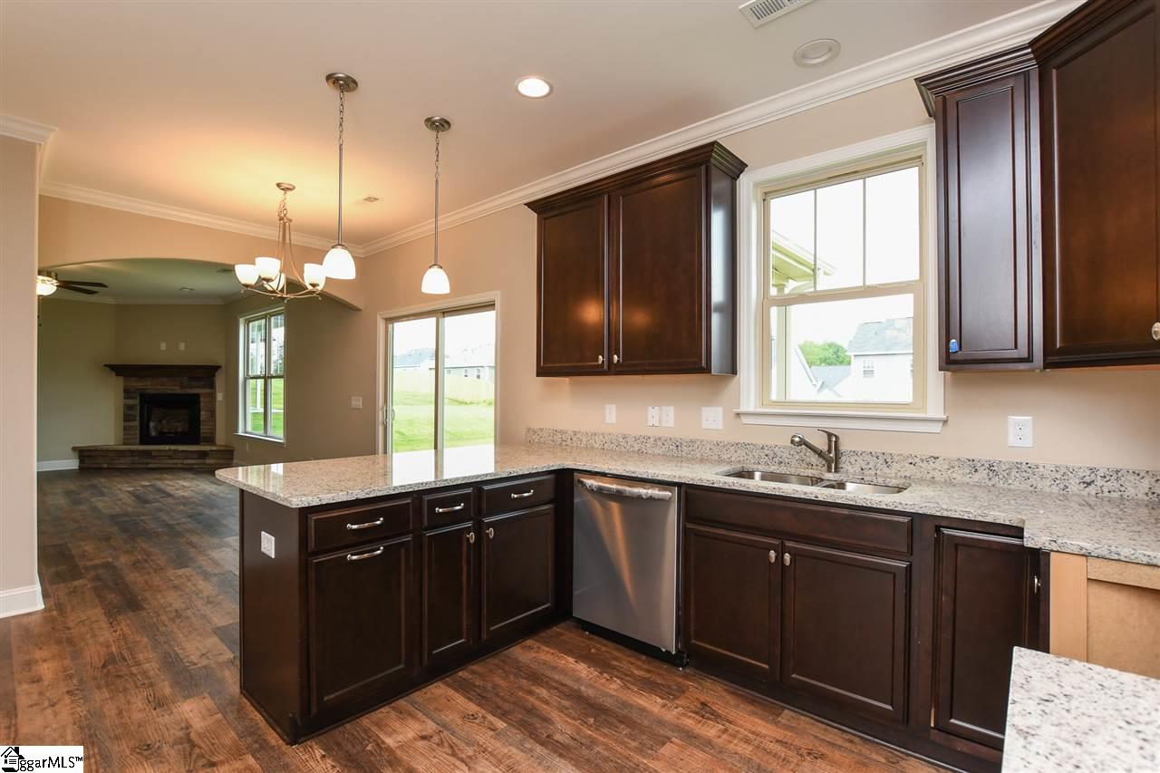 706 Corley Way Greer, SC 29651 - Photo 12 of 36 Gallery Image 12