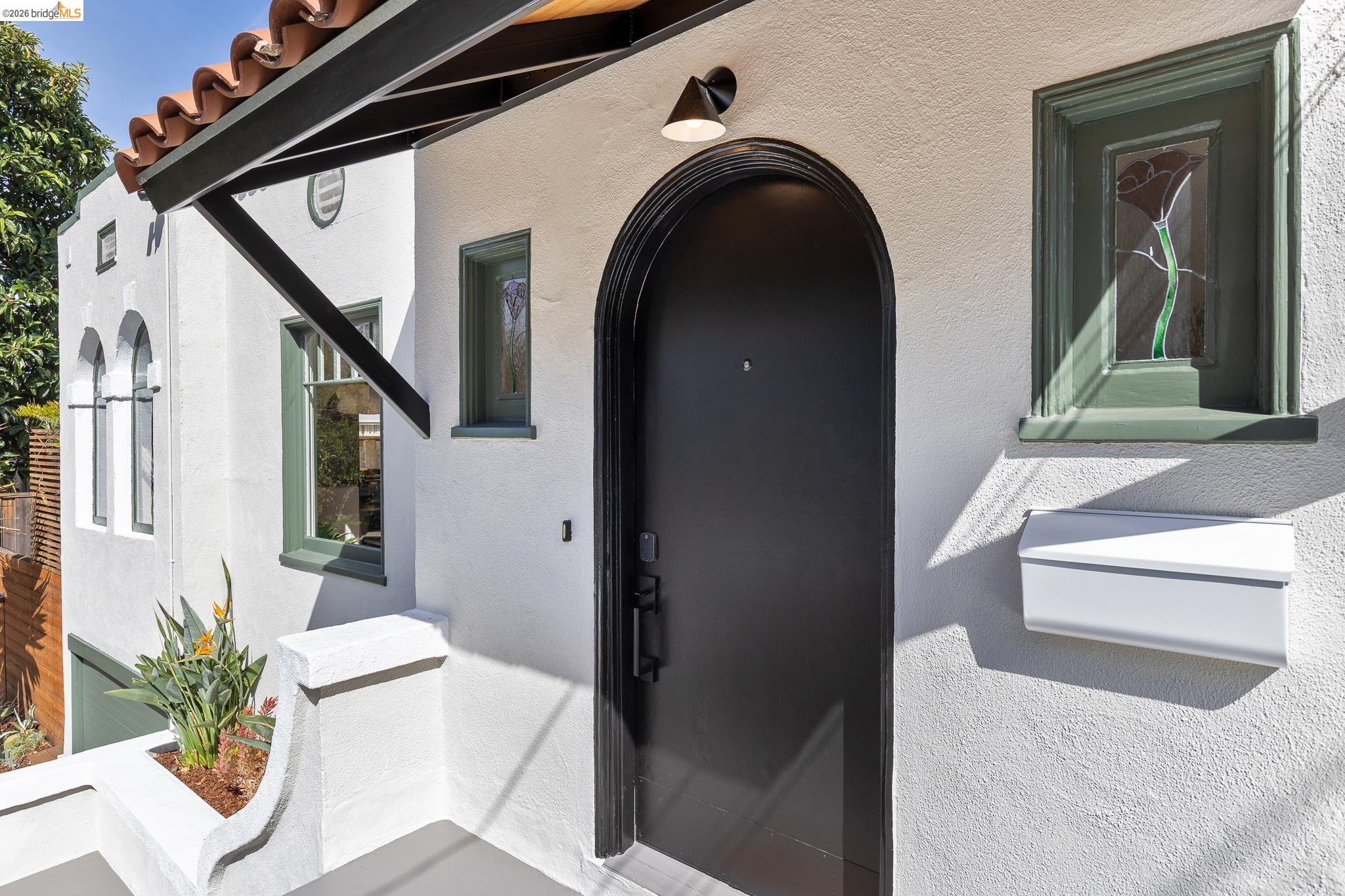 1240 Bates Road Oakland, CA 94610 - Photo 39 of 46 Gallery Image 39
