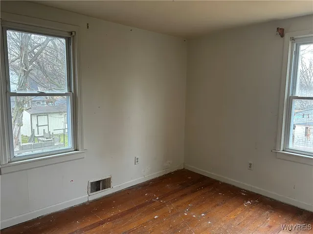 $59,900 | 11 Genesee Street East, Perry, NY 14530