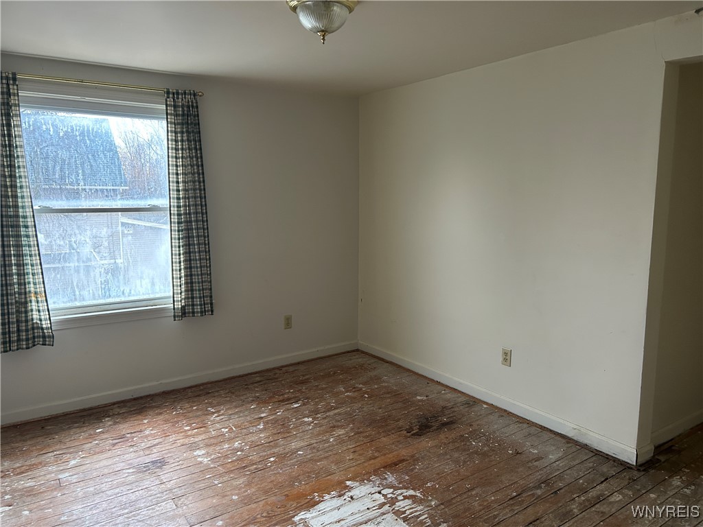 11 Genesee Street East Perry, NY 14530 - Photo 13 of 18