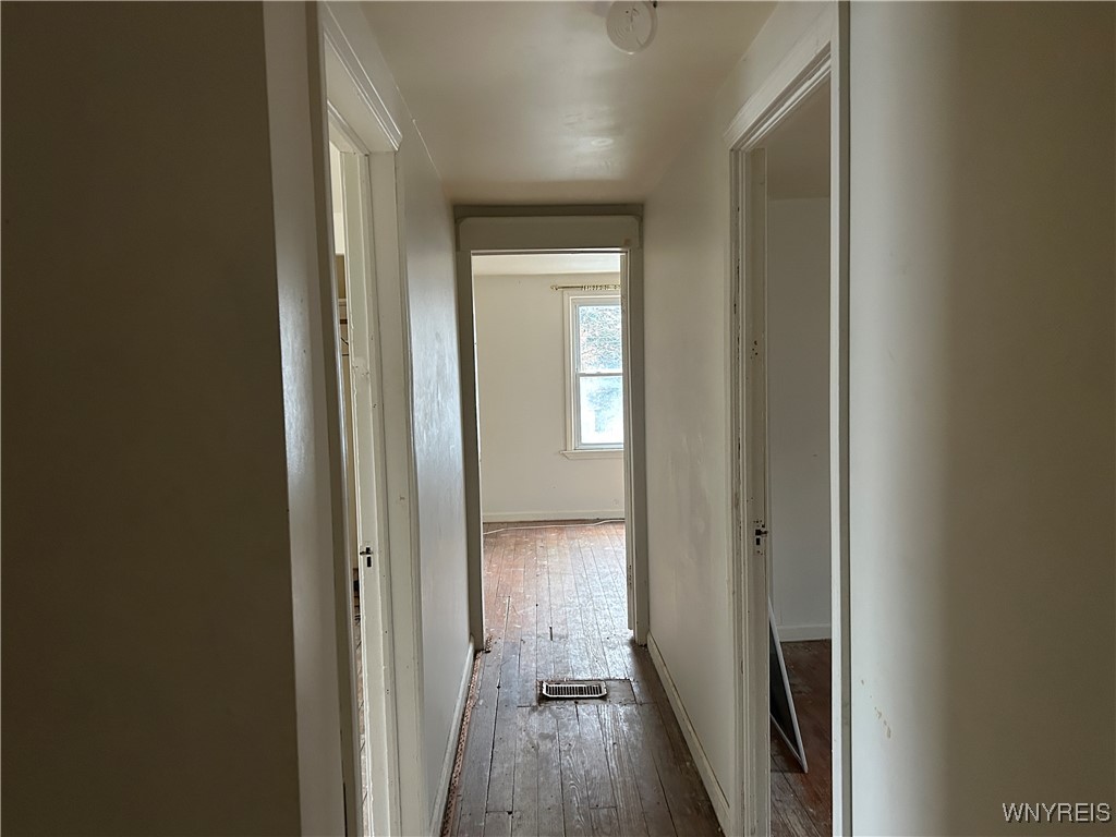 11 Genesee Street East Perry, NY 14530 - Photo 17 of 18