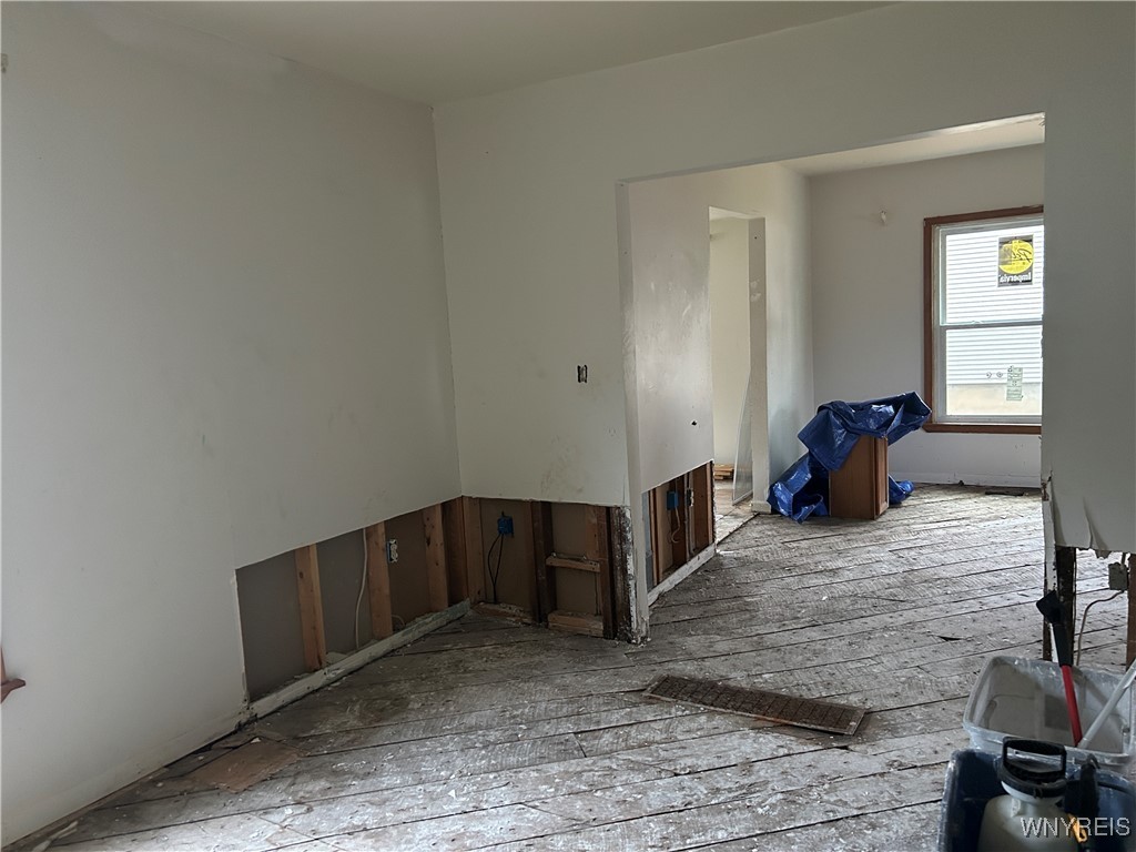 11 Genesee Street East Perry, NY 14530 - Photo 10 of 18