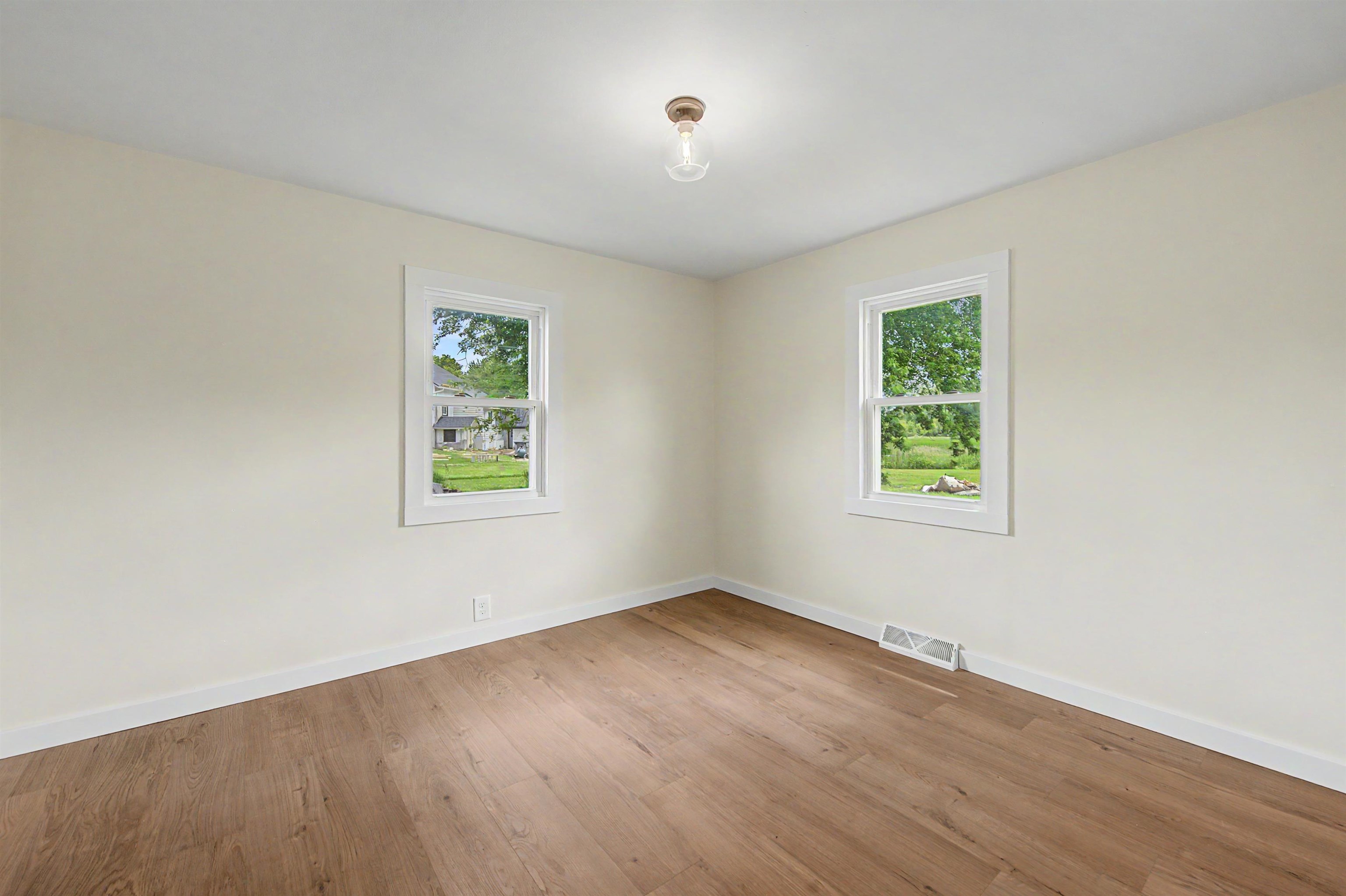 3018 West Beaver Road Freeport, IL 61032 - Photo 19 of 31