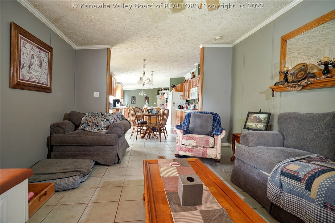 20353 Derricks Creek Road Charleston, WV 25320 - Photo 19 of 41 Gallery Image 19
