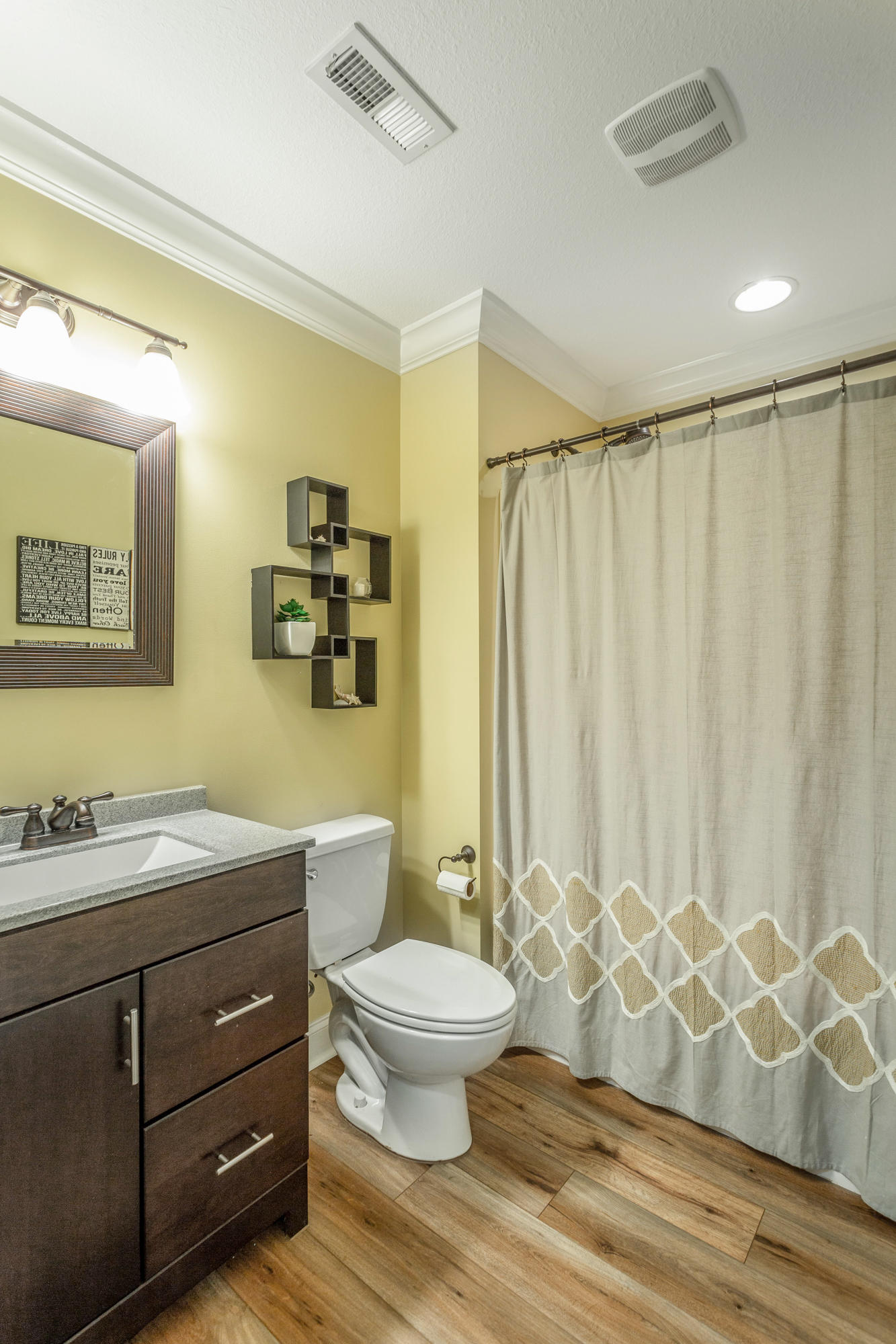 231 Live Oak Road Ringgold, GA 30736 - Photo 33 of 50 Full Bathroom