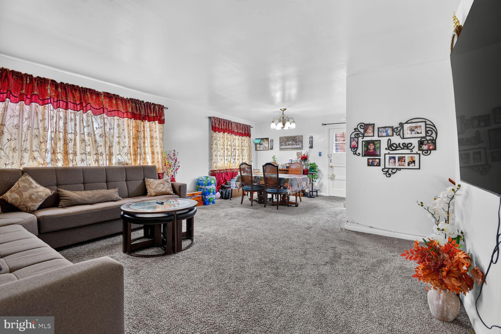 1207 Oakview Drive Silver Spring, MD 20903 - Photo 9 of 25 Inviting space with vibrant decor.