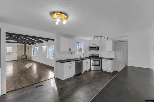 $337,500 | 290 Cedar Street, Green River, WY 82935