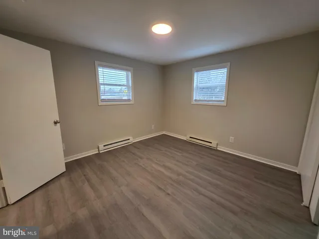 $1,200 | 144 Hillcrest Drive, Unit 21, Fredericksburg, VA 22401