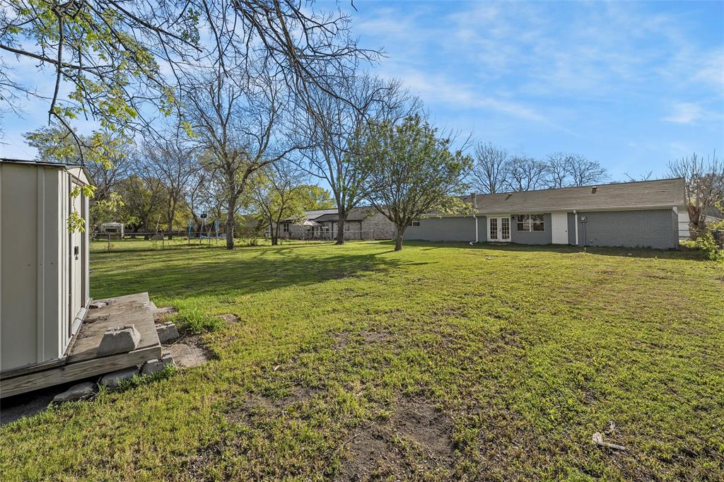 711 Rosedale Drive Hewitt, TX 76643 - Photo 15 of 16 a view of a house with yard and sitting area