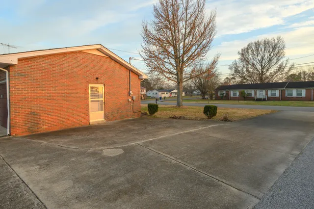 $315,000 | 100 Sun Circle, Shelbyville, TN 37160