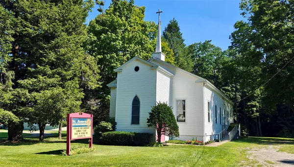$189,900 | 6851 Old Ridge Road, Fairview, PA 16415