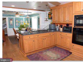 450 Derwyn Road Drexel Hill, PA 19026 - Photo 4 of 6 Gallery Image 4
