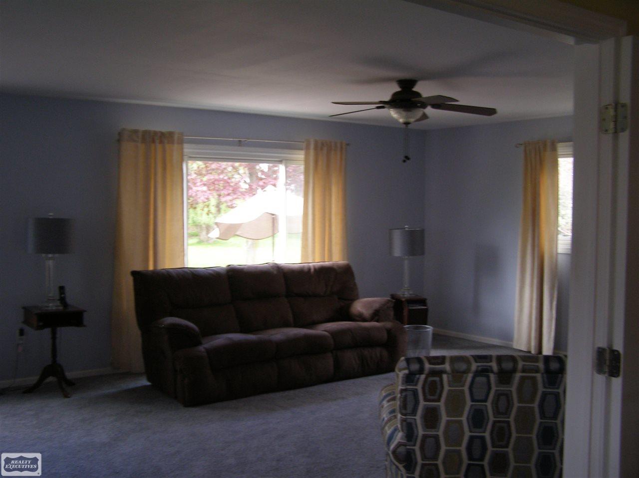 8220 Logana Road Avoca, MI 48006 - Photo 11 of 15 Gallery Image 11