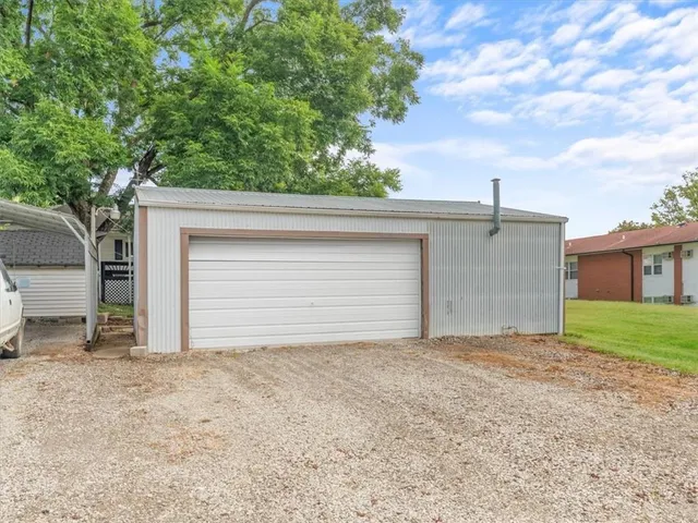 $94,900 | 217 North Alanthus Avenue, Stanberry, MO 64489