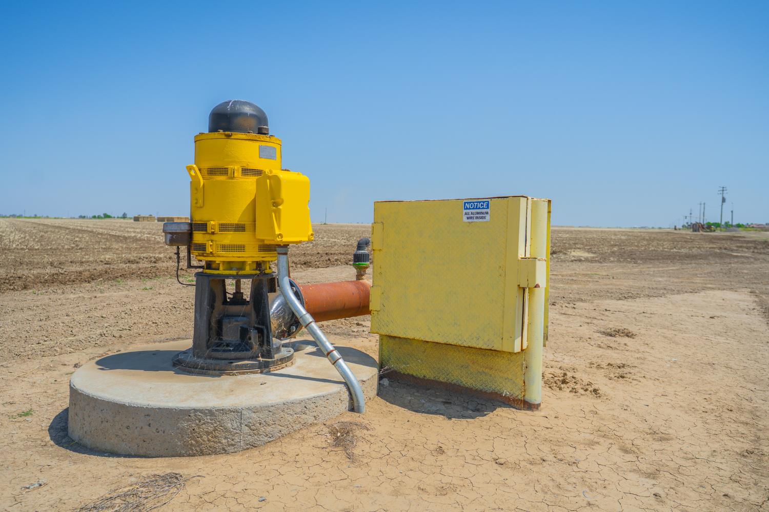 0 Santa Fe Grade Los Banos, CA 93635 - Photo 42 of 50 a view of a gallery with wooden floor