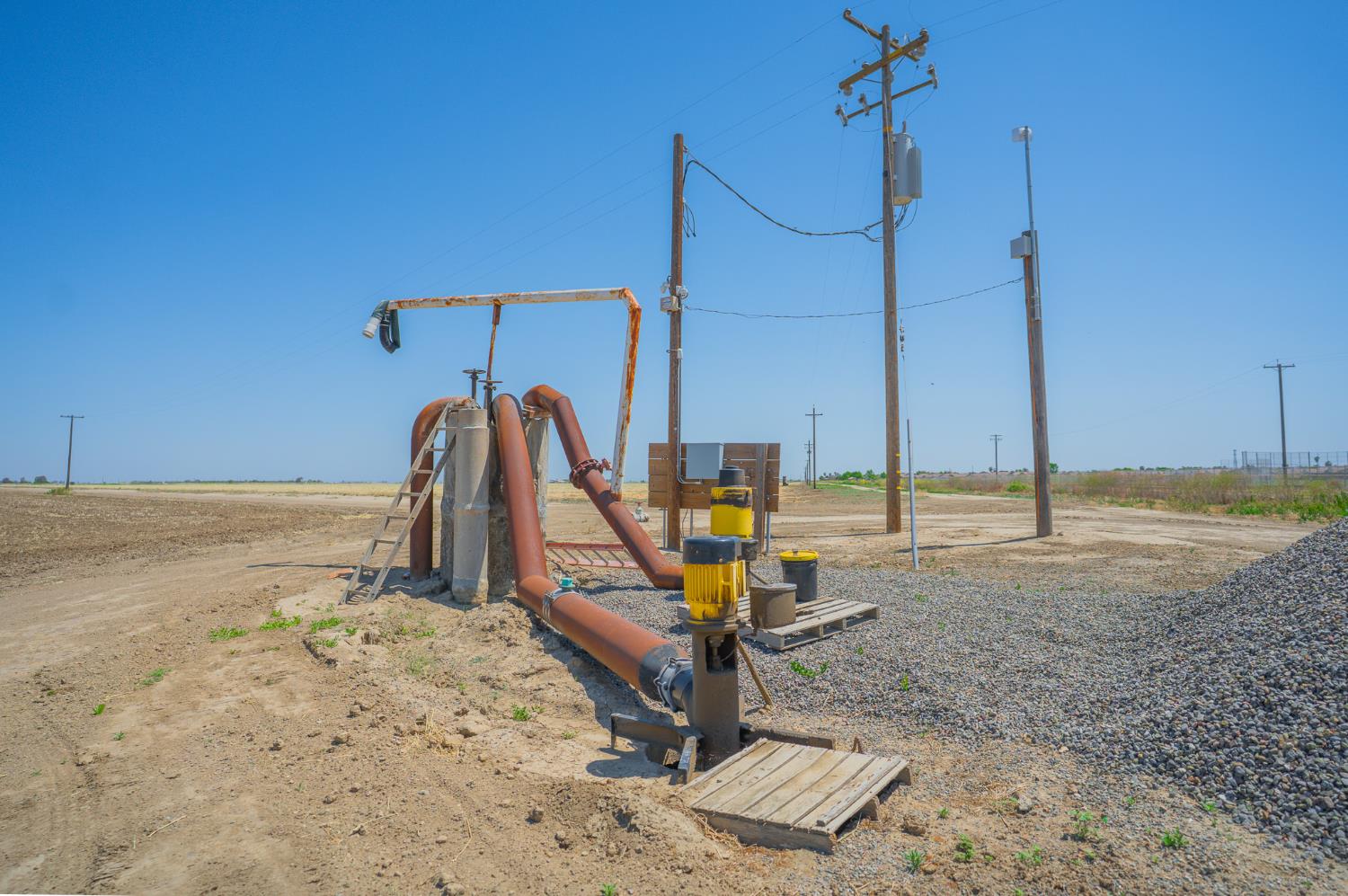 0 Santa Fe Grade Los Banos, CA 93635 - Photo 44 of 50 a view of a room with a sink