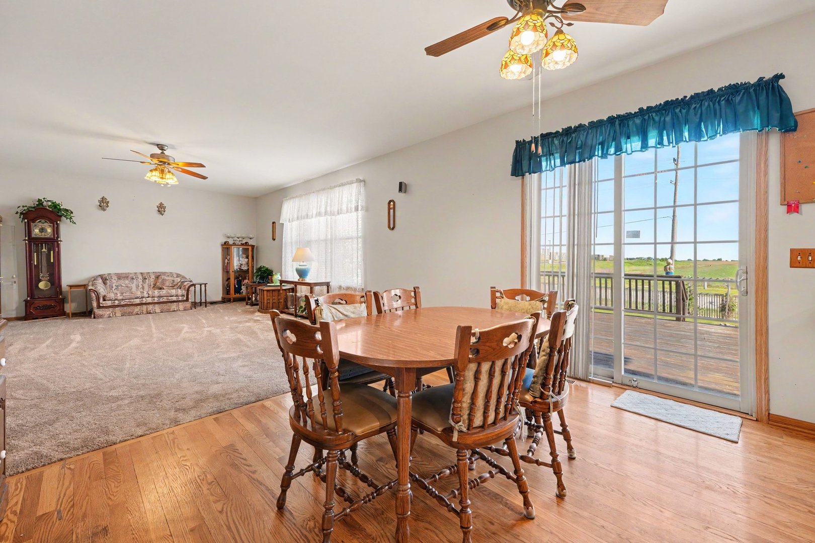 15488 Ridgefield Drive Manhattan, IL 60442 - Photo 7 of 32