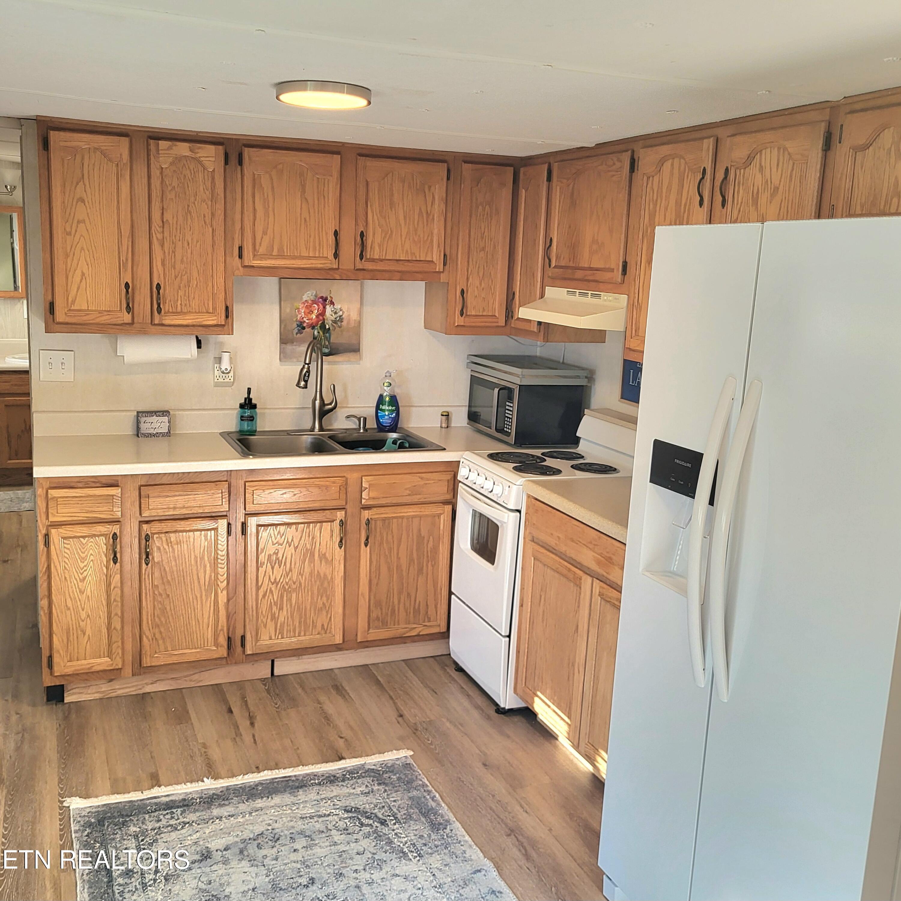 1542 Millstone Beach Road Dandridge, TN 37725 - Photo 6 of 13 20250325_180938