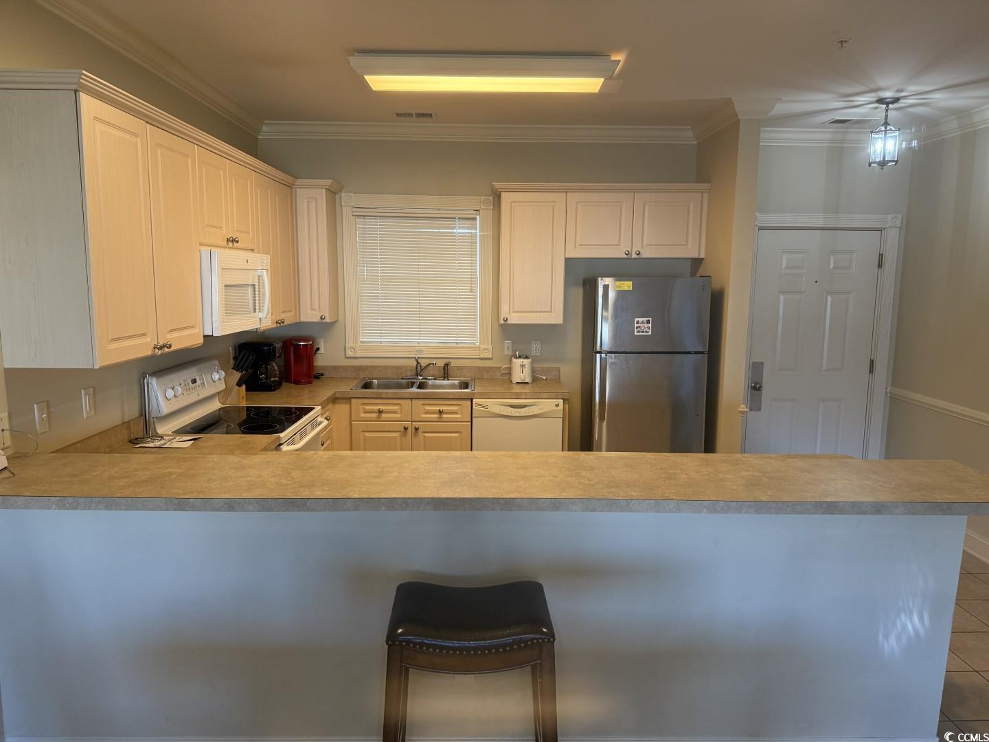 4891 Luster Leaf Circle, Unit 303 Myrtle Beach, SC 29577 - Photo 6 of 40