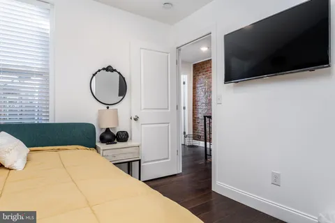 $275,000 | 1540 North Hollywood Street, Philadelphia, PA 19121