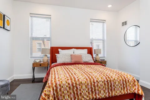 $275,000 | 1540 North Hollywood Street, Philadelphia, PA 19121