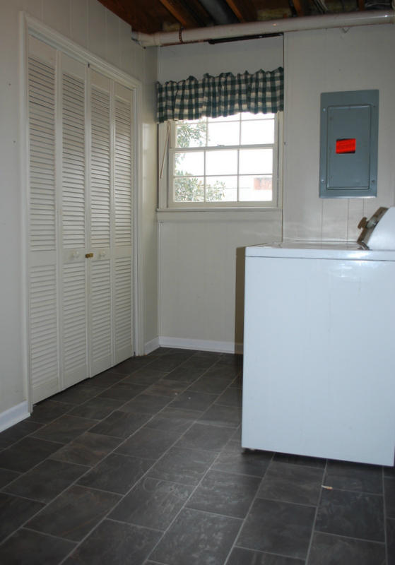 5259 Setter Road Roanoke, VA 24012 - Photo 19 of 39 DSC_0044