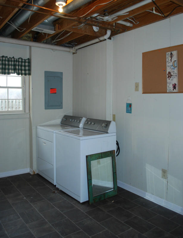 5259 Setter Road Roanoke, VA 24012 - Photo 20 of 39 DSC_0042