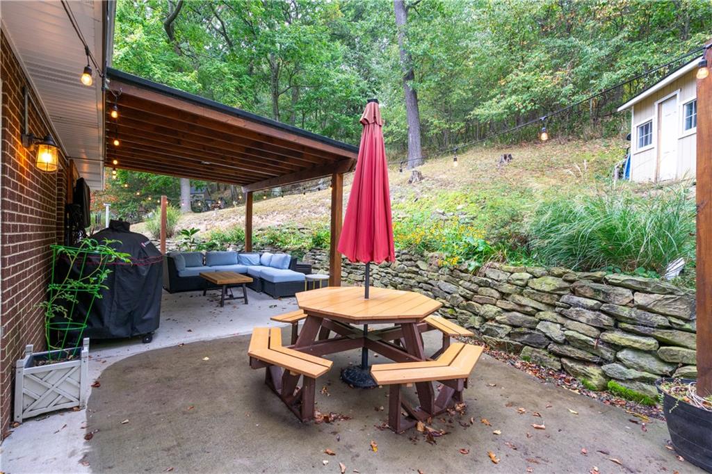 127 Berwyn Road Pittsburgh, PA 15237 - Photo 27 of 29 a view of a backyard with furniture and a potted plants