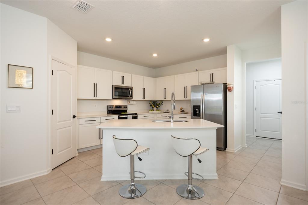 336 Redbud Road Palm Coast, FL 32137 - Photo 2 of 32 Gallery Image 2