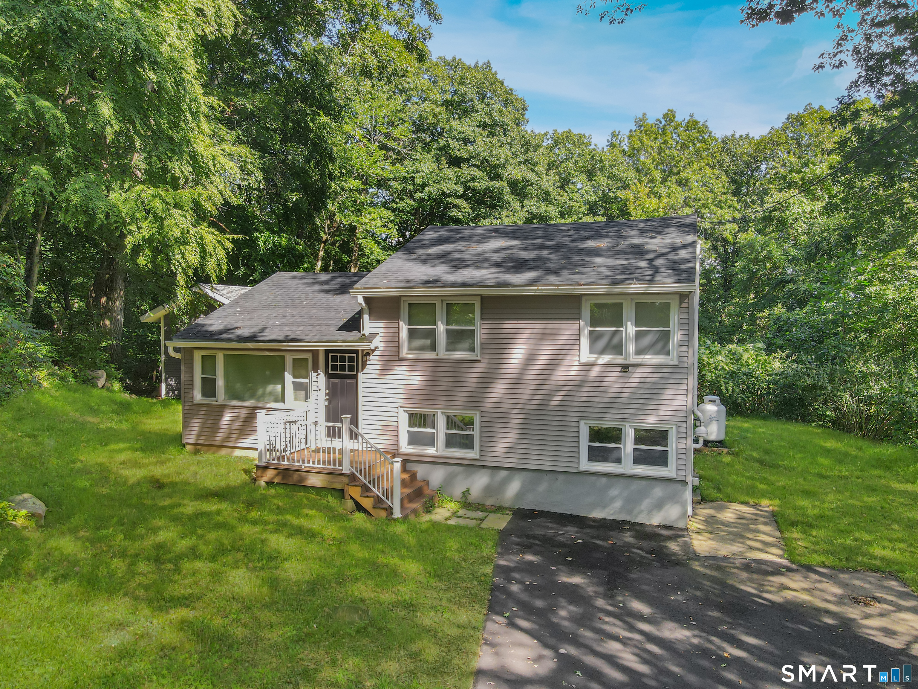 30 Birchwood Road Monroe, CT 06468 - Photo 22 of 25 Gallery Image 22