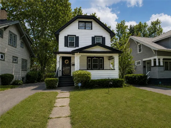 $149,900 | 179 Roxborough Road, Rochester, NY 14619