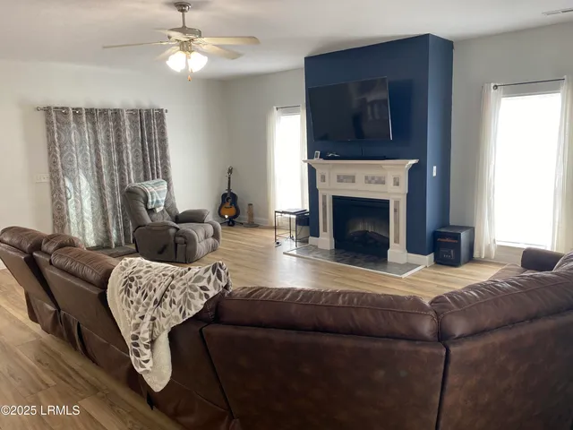 $450,000 | 8313 Augusta Highway, Fairfax, SC 29827