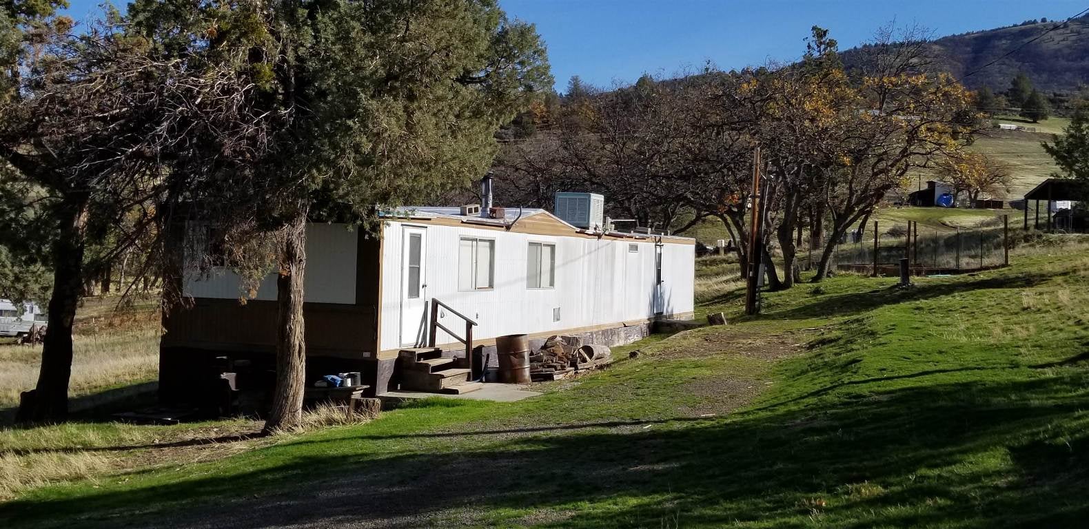 10821 Omega Road Montague, CA 96064 - Photo 1 of 21 Gallery Image 1