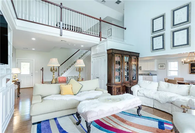 $2,295,000 | 44 Wimbledon Circle, Portsmouth, RI 02871