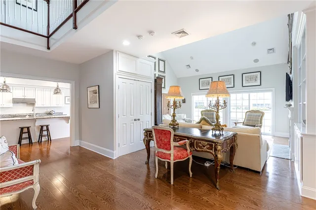 $2,295,000 | 44 Wimbledon Circle, Portsmouth, RI 02871