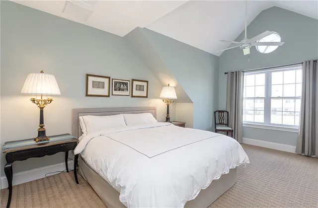 $2,295,000 | 44 Wimbledon Circle, Portsmouth, RI 02871