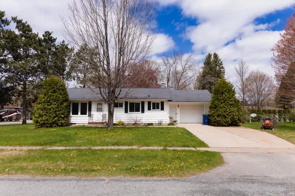 $220,000 | 1802 Daley Avenue, Schofield, WI 54476