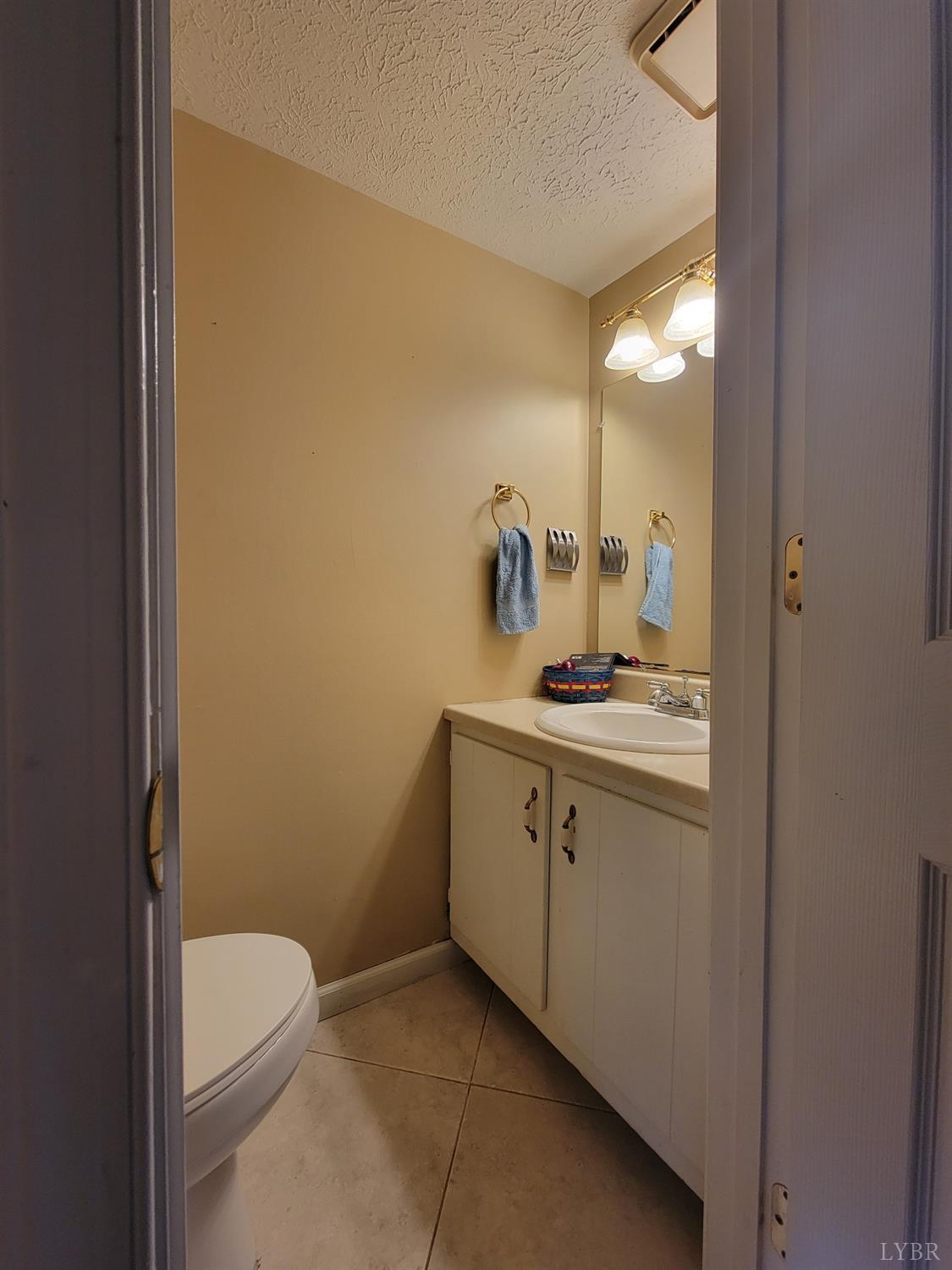 8108 Timberlake Road, Unit 111 Lynchburg, VA 24502 - Photo 5 of 13 Gallery Image 5