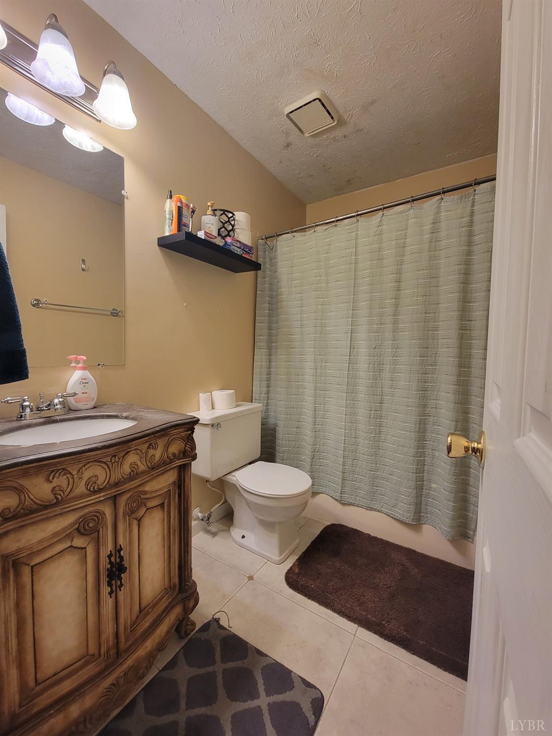 8108 Timberlake Road, Unit 111 Lynchburg, VA 24502 - Photo 8 of 13 Gallery Image 8