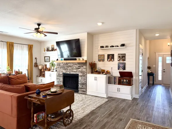 $2,499 | 1013 Berry Bend, Clarksville, TN 37043