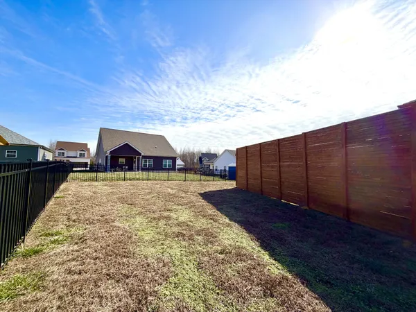 $2,499 | 1013 Berry Bend, Clarksville, TN 37043