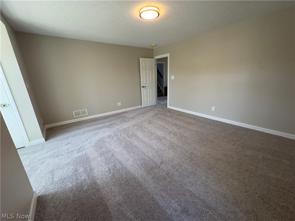 3655 Bainbridge Road Cleveland Heights, OH 44118 - Photo 18 of 43