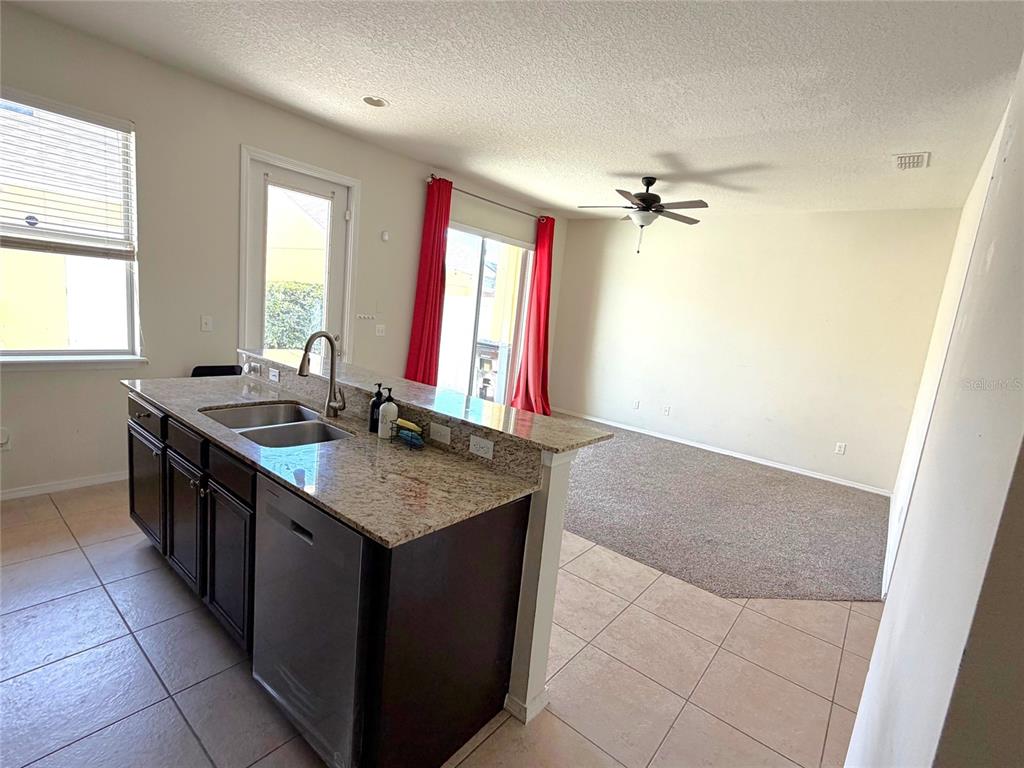 1376 Seburn Road Apopka, FL 32703 - Photo 12 of 32 Gallery Image 12