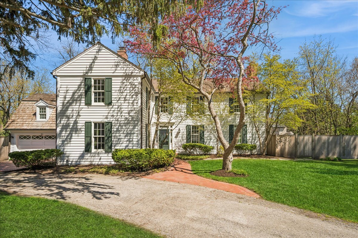 211 Church Road Winnetka, IL 60093 - Photo 3 of 42 Gallery Image 3