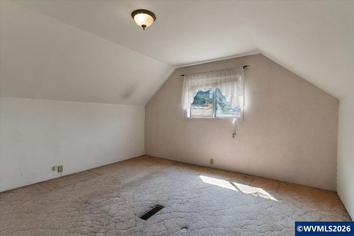 2238 Farmer Road Southeast Jefferson, OR 97352 - Photo 38 of 50 Gallery Image 38
