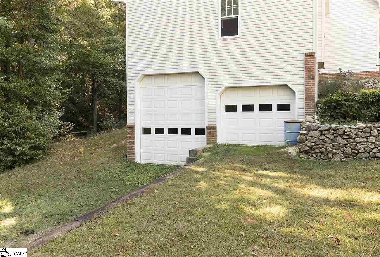 736 Holland Road Simpsonville, SC 29681 - Photo 4 of 33 Gallery Image 4
