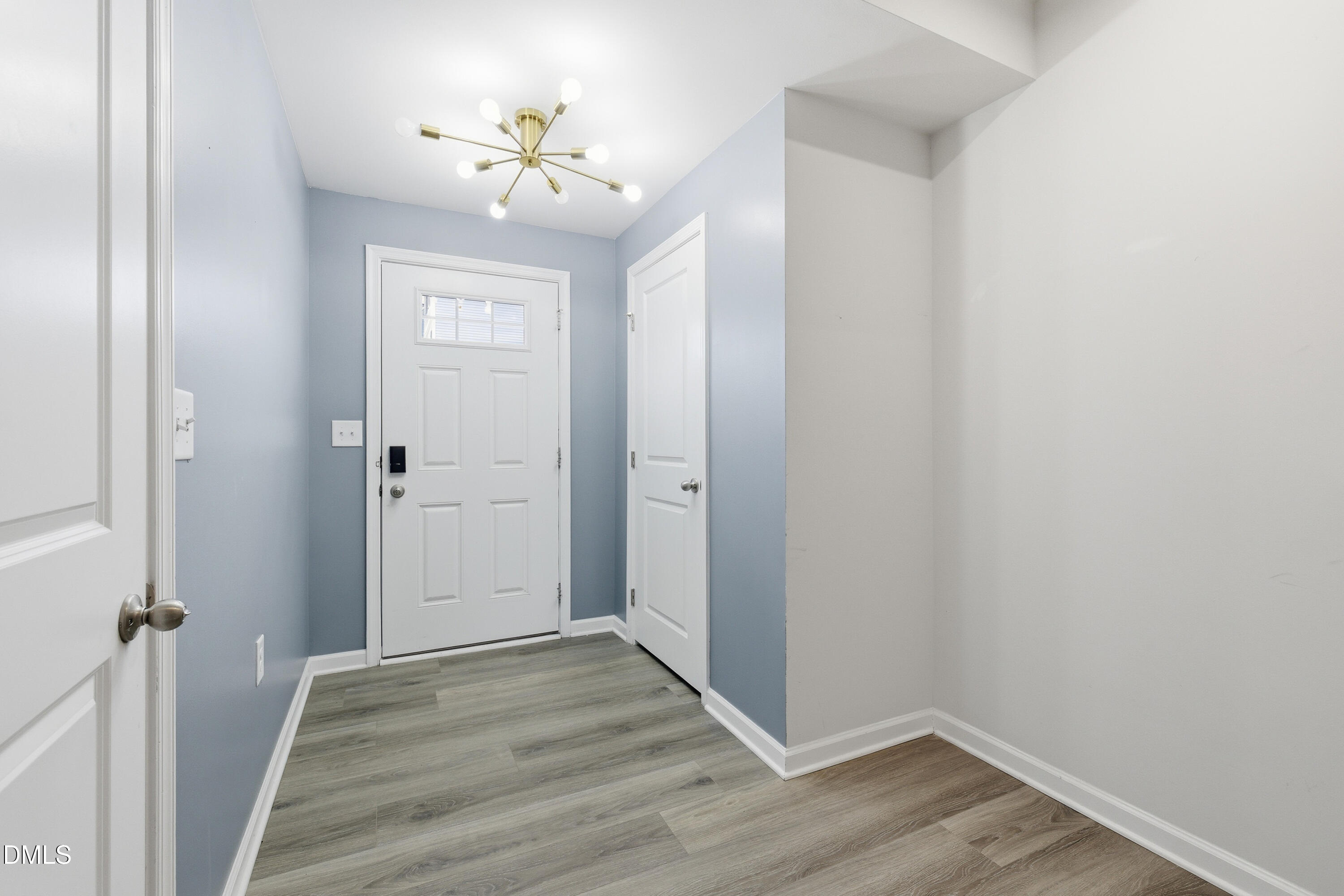 1104 Brimstone Way Durham, NC 27704 - Photo 5 of 20 5-print-DX3A8542