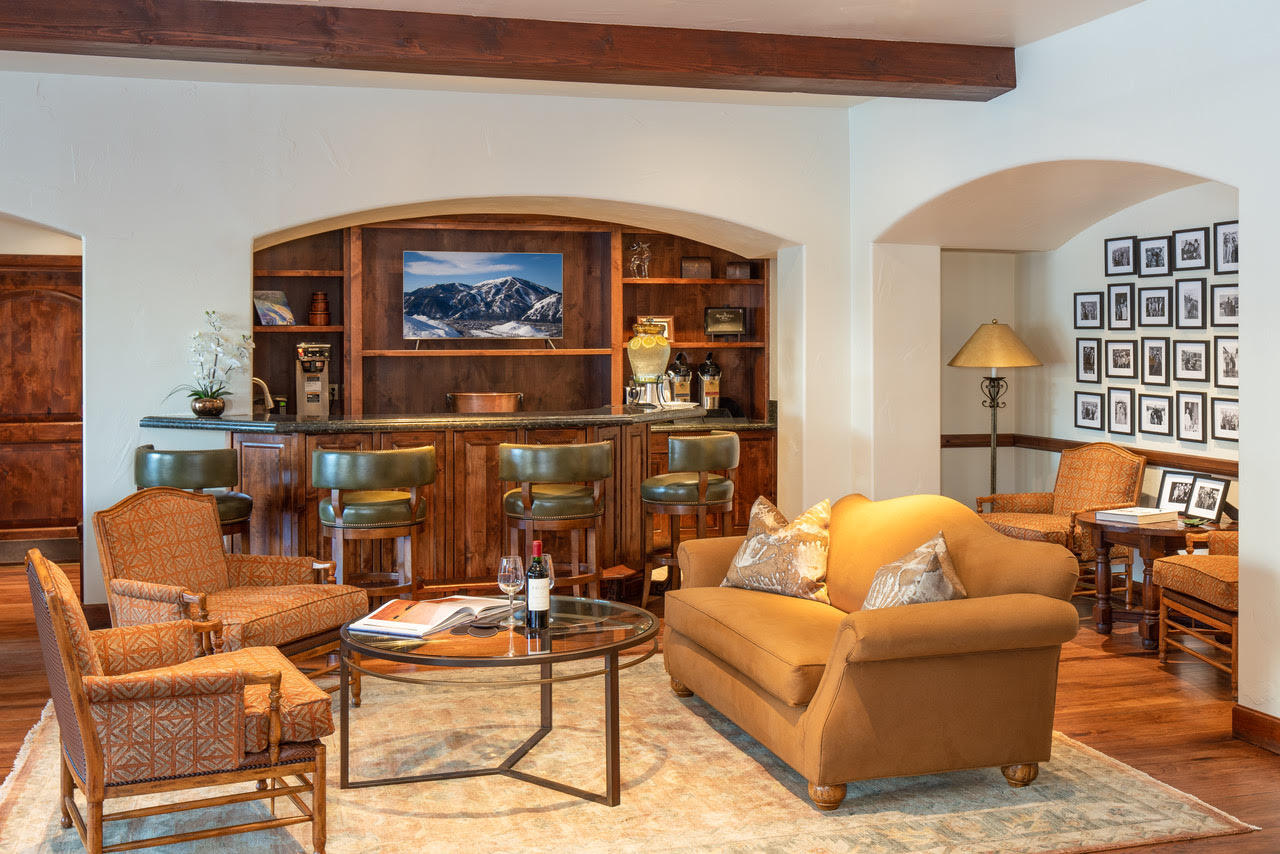 680 Sun Valley Road, Unit D4 Ketchum, ID 83340 - Photo 39 of 39 Lobby-2