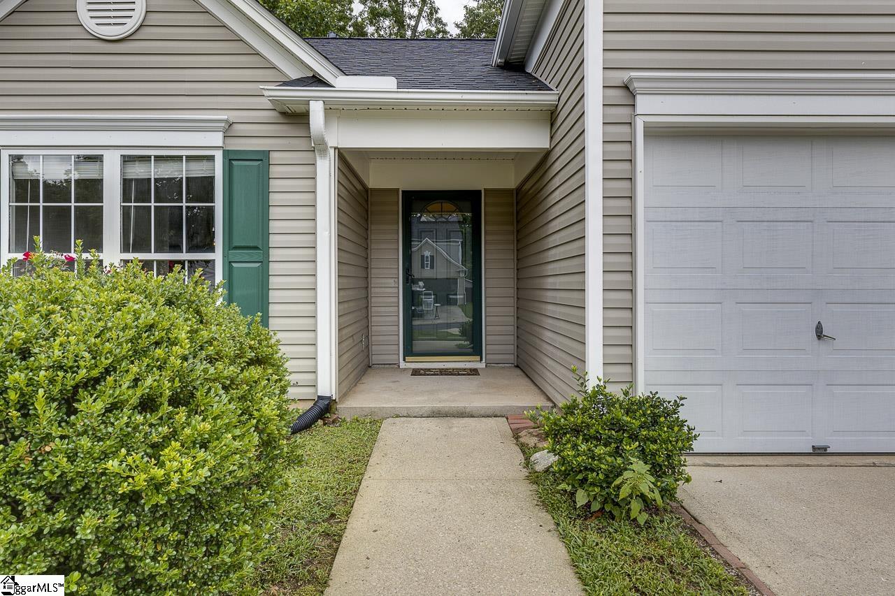 16 Brunner Court Greer, SC 29650 - Photo 3 of 36 Gallery Image 3