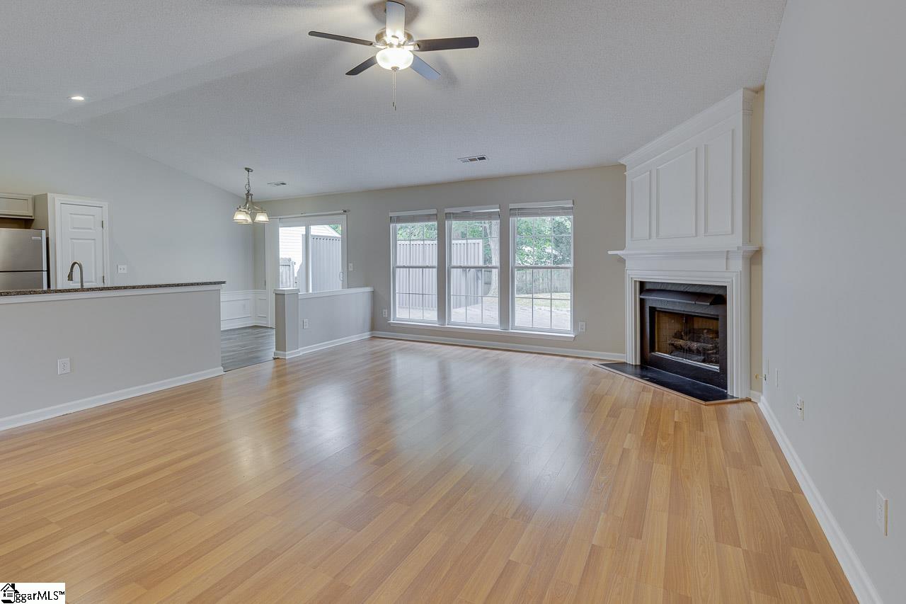 16 Brunner Court Greer, SC 29650 - Photo 6 of 36 Gallery Image 6
